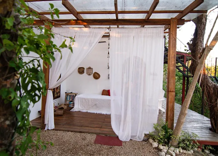 Marbella Retreats Casa Roja * Santa Cruz (Guanacaste)